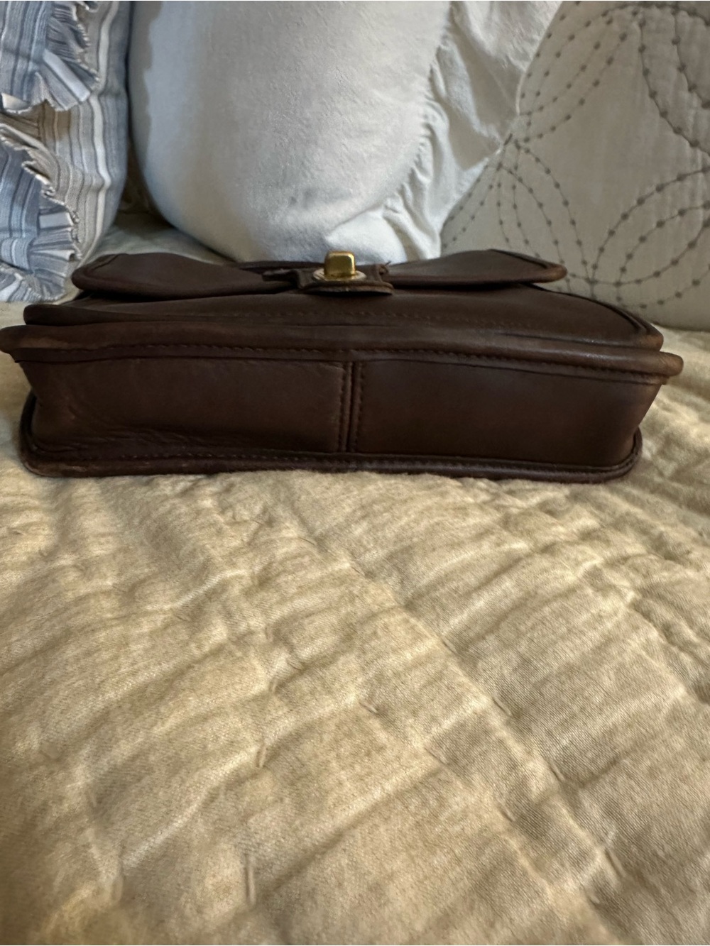 Coach Vintage Station Made in Costa Rica Mahogany - Picture 5 of 10